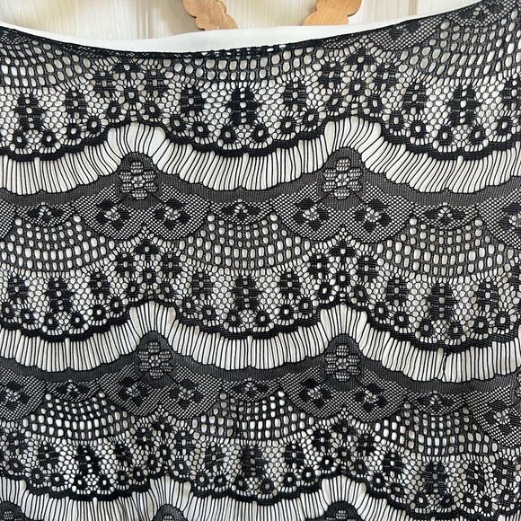 Melrose Elegant Black and White Lace Dress, Fitted Lace dress, Cocktail Dress - Picture 6 of 7
